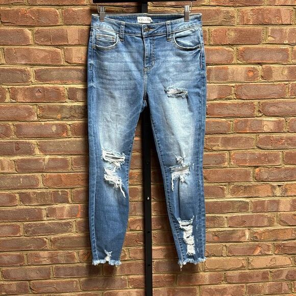Cello Women’s Distressed Skinny Jeans Size 9 NEW - Picture 2 of 6